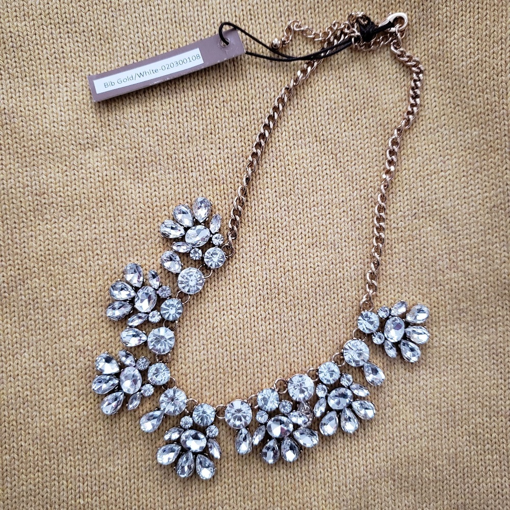 Sparkly Bib Necklace